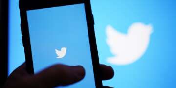 Musk relaunching Twitter’s blue check subscription on Nov 29