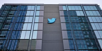 Global outage speculated as Twitter employees exit in droves after Musk’s ultimatum
