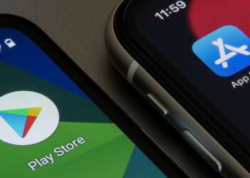 Investigation launched into Google, Apple’s ‘stranglehold’ on web browsing