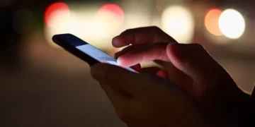 Illicit website offering mobile subscription, CNIC data found advertised on news platform