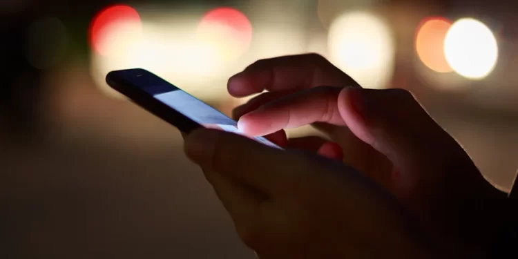 Illicit website offering mobile subscription, CNIC data found advertised on news platform