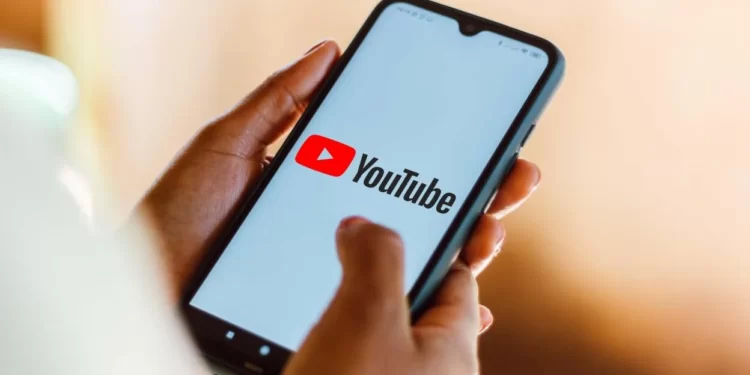 YouTube, Twitch fined for violating gambling ads ban