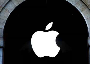 EU: Apple accused of violating antitrust laws