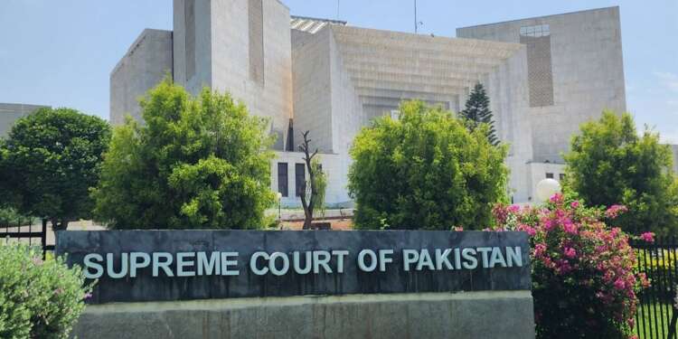 IFJ calls on Pakistan’s Chief Justice to review PECA law amid press freedom violations