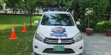 Lahore introduces Pakistan’s first artificial intelligence car for driving license tests. Image credits: Urdu News