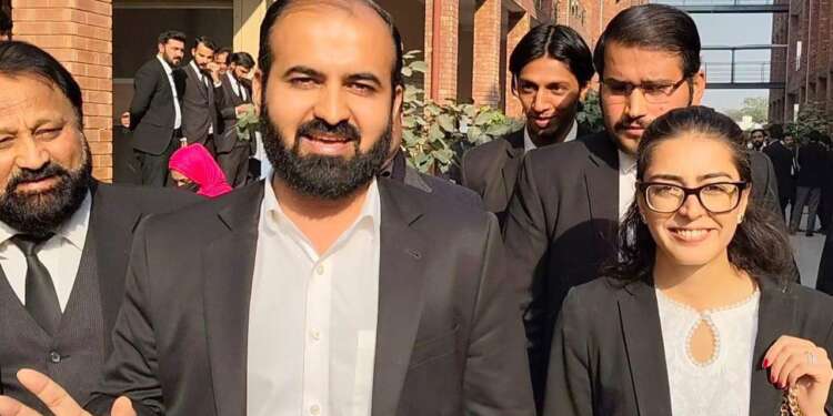 Islamabad court grants Imaan Mazari, husband protective bail in controversial tweet case